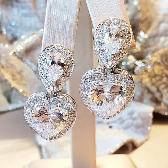Jewelry - Sterling Silver Signed "R" Crystal Heart Earrings